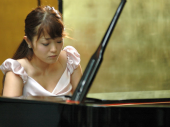 ピアノ部門　プロフェッショナルクラス1位　藤本実沙